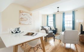 The Lapis Lounge - Large 3Bdr House At River Avon
