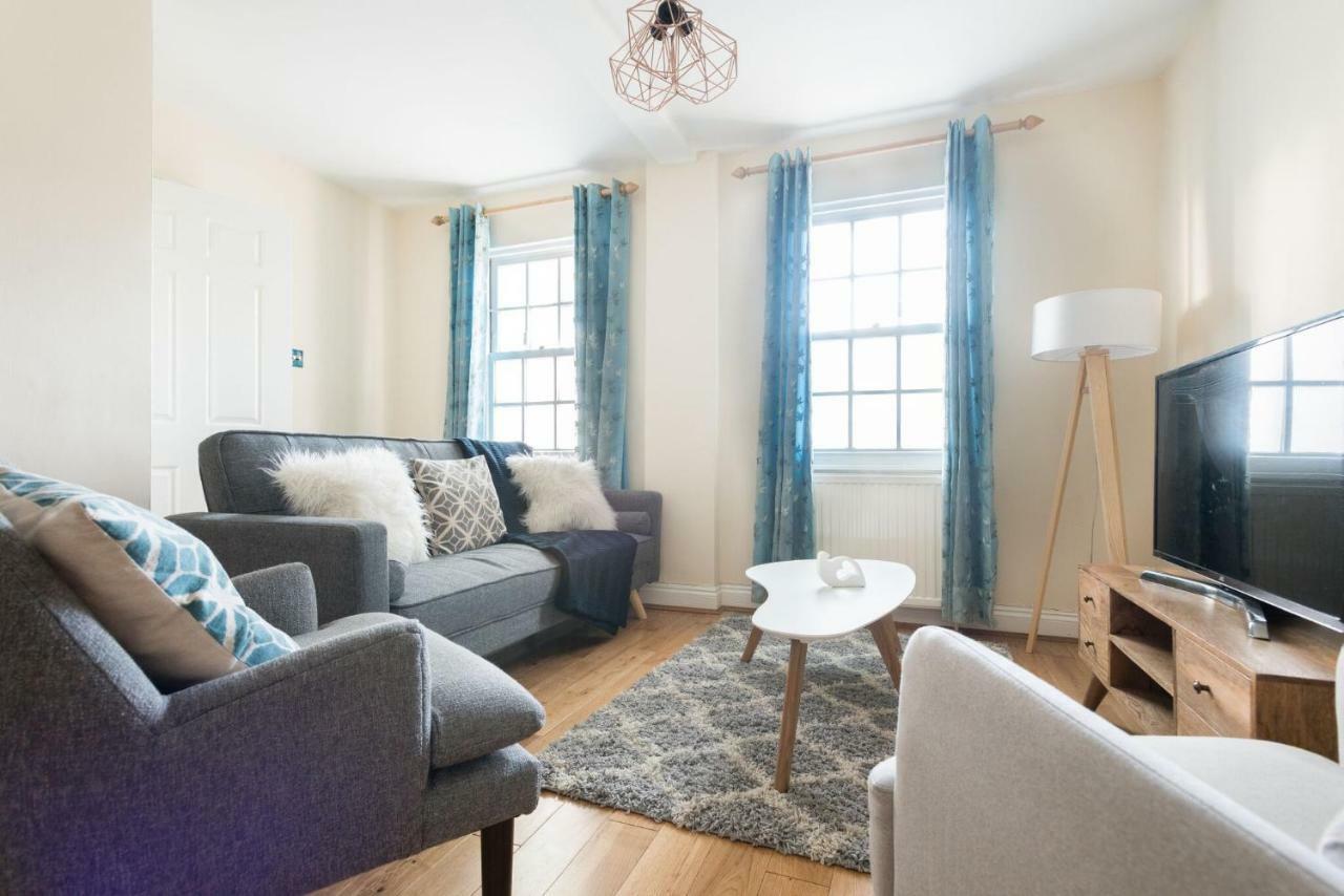 The Lapis Lounge - Large 3Bdr House At River Avon Bath Exterior photo